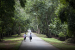 angkor_thom_biking